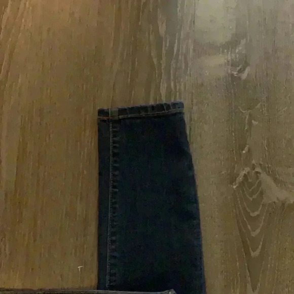 Banana Republic premium Denim, dark wash.  Size 26‎ skinny. - Picture 6 of 7